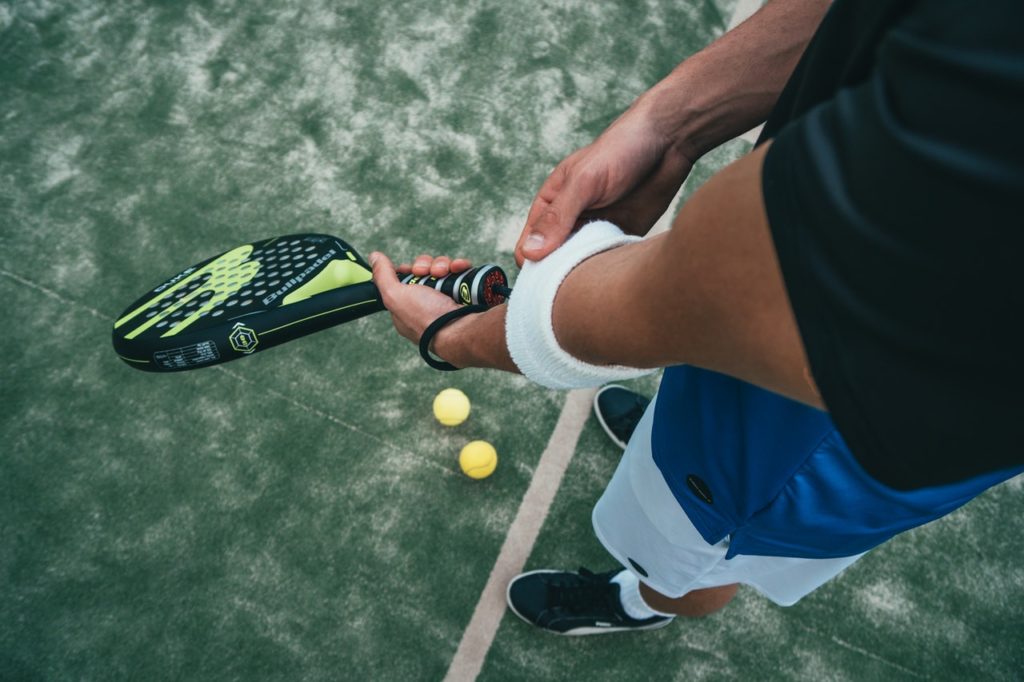 Was ist ein Tennisarm? Ursachen, Symptome und Behandlung
